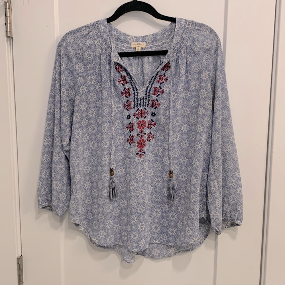 Boho blue embroidered top